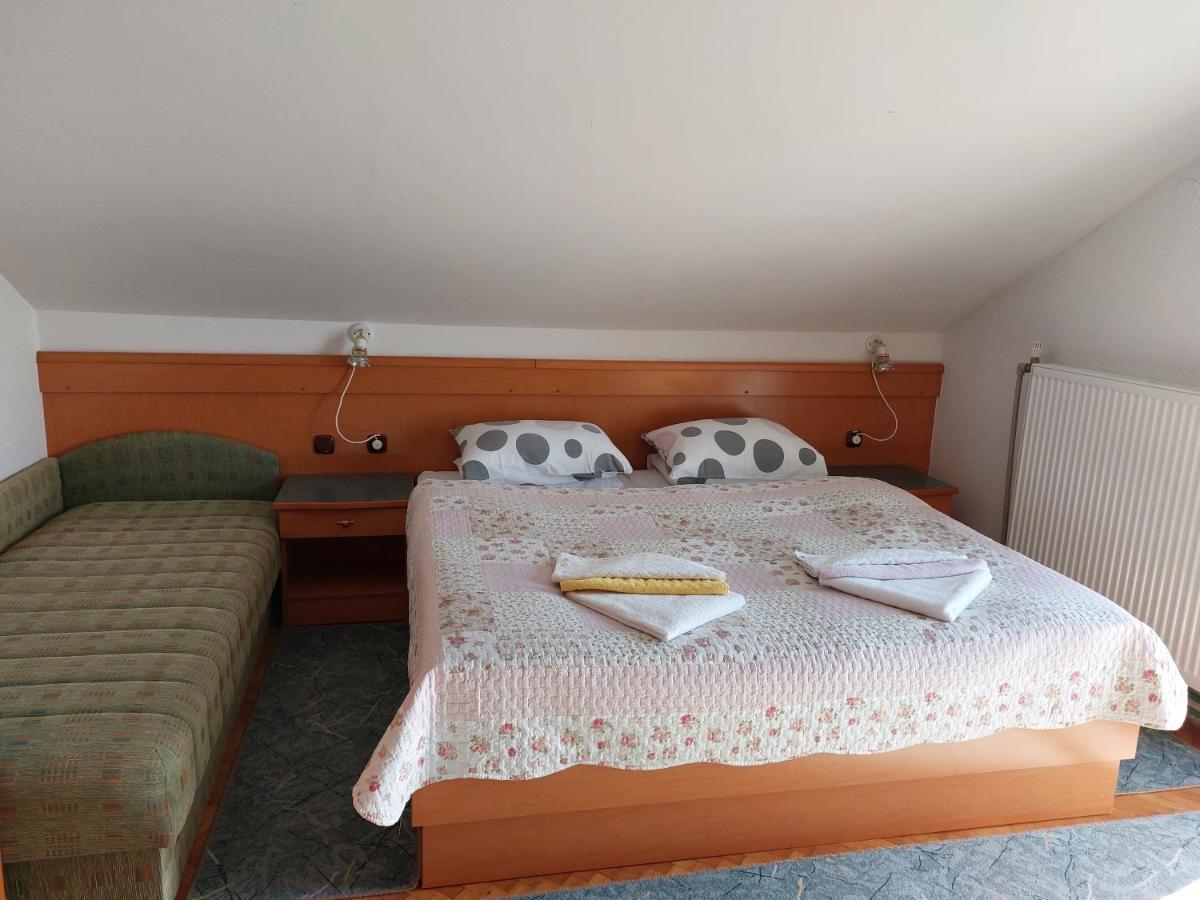 Apartmaji Tisa モラフスケ・トプリツェ エクステリア 写真